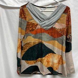 Tendency Long Sleeve Top Size Medium